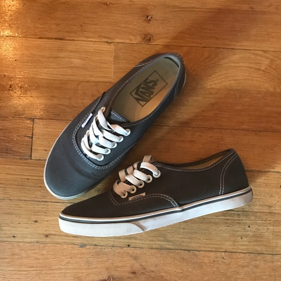 vans authentic dark grey